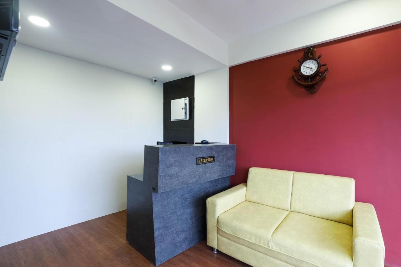 Oyo 40139 Hotel Peradiot Amhedabad Dış mekan fotoğraf