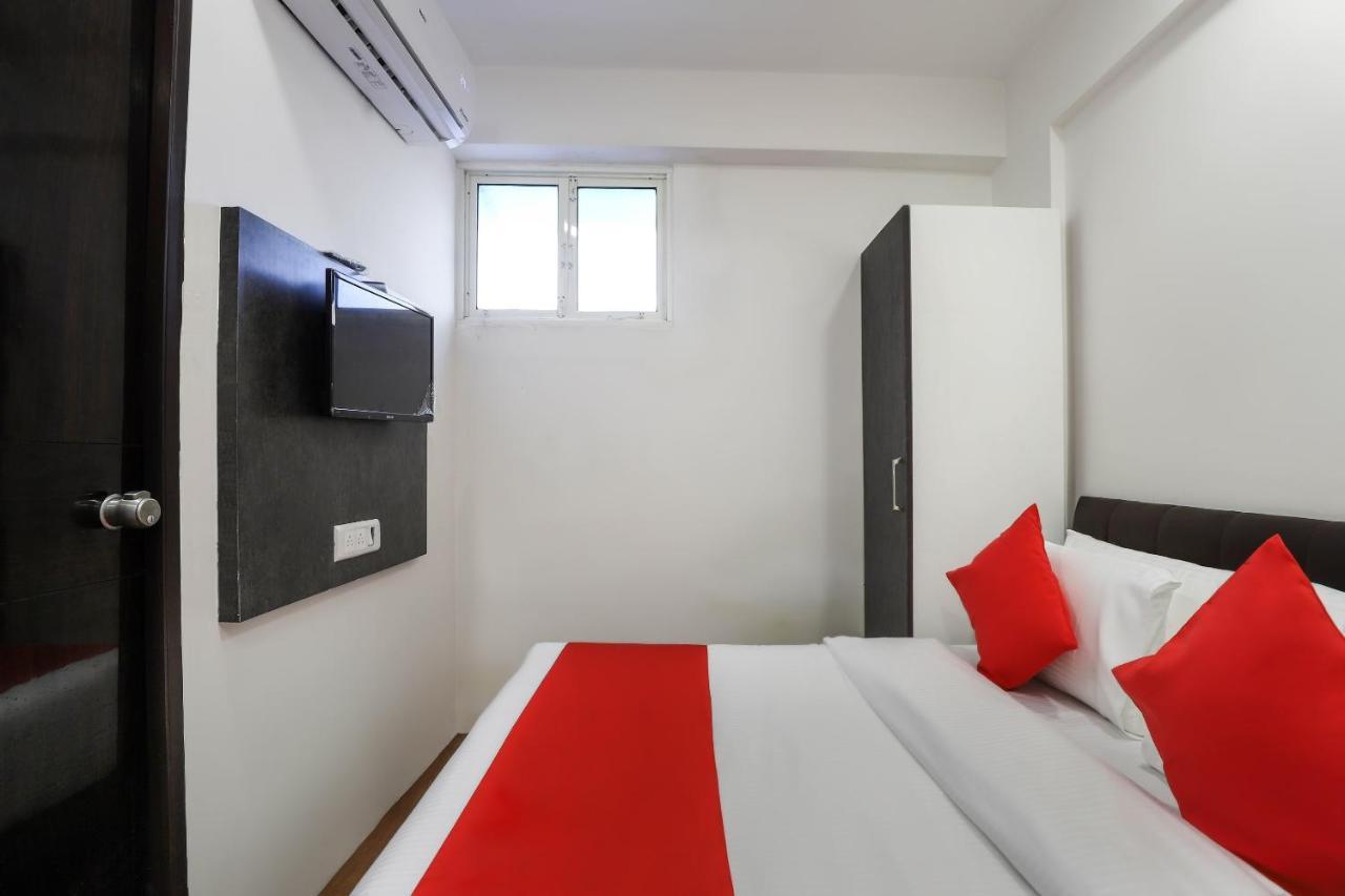 Oyo 40139 Hotel Peradiot Amhedabad Dış mekan fotoğraf