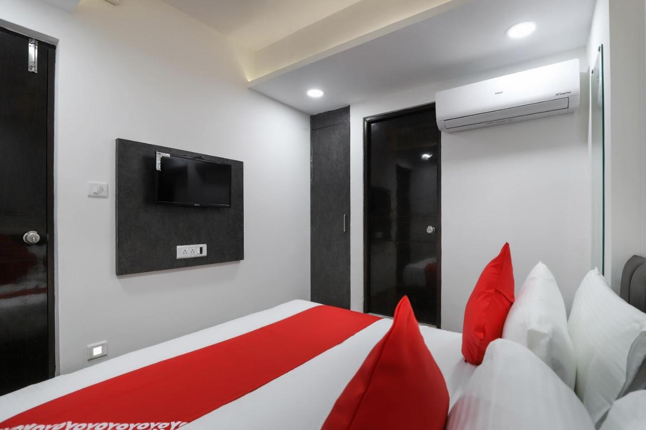 Oyo 40139 Hotel Peradiot Amhedabad Dış mekan fotoğraf