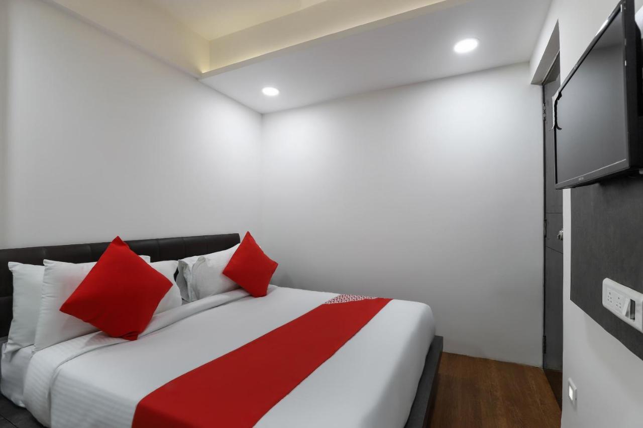 Oyo 40139 Hotel Peradiot Amhedabad Dış mekan fotoğraf